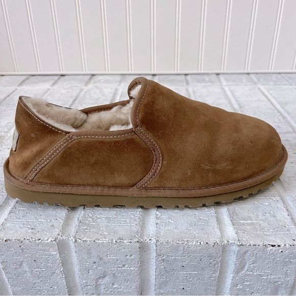 UGG Men's Kenton Suede Slippers in Chestnut - Picture 10 of 14
